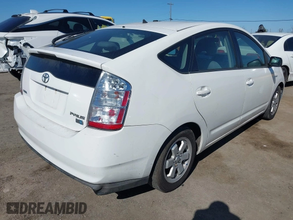 2009 Toyota Prius with VIN JTDKB20U497889360, listed as a IAAI auction lot 41681640 with 109,883 mi miles. Bid and sale history available at carsss.com. Image 4.