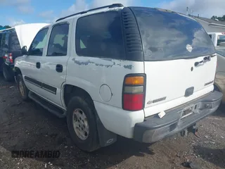 2005 Chevrolet Tahoe LT with VIN 1GNEC13T35J207547, listed as a IAAI auction lot 42185904 with 327,200 mi miles and . Bid and sale history available at DreamBid. Image 3.