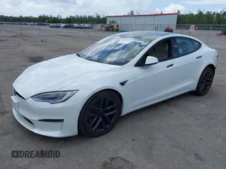 2021 Tesla Model S Plaid с VIN 5YJSA1E67MF436814, выставлен на аукционе IAAI как лот 42499058 с пробегом 21 401 миль миль и . История ставок и продаж доступна на DreamBid. Изображение 2.