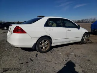 2006 Honda Accord Sdn LX SE with VIN 1HGCM56336A100257, listed as a Copart auction lot 41187684 with 197,381 mi miles and Clean Title. Bid and sale history available at carsss.com. Image 3.