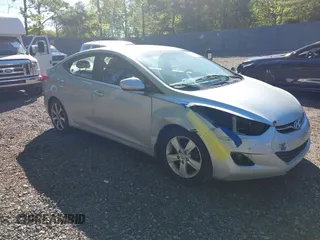 2013 Hyundai Elantra GLS z VIN 5NPDH4AE1DH257091, wystawiony jako IAAI lot #42306831 z przebiegiem 183 301 mil mil oraz . Historia ofert i sprzedaży dostępna na DreamBid. Obrazek 1.
