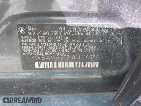 2008 BMW 3 Series 328i with VIN WBAVA37518NL18355, listed as a IAAI auction lot 41972403 with 137,859 mi miles. Bid and sale history available at carsss.com. Image 9.
