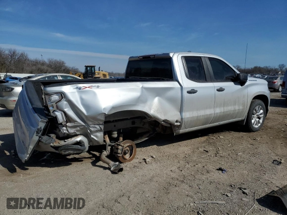 2019 Chevrolet Silverado 1500 Custom with VIN 1GCRYBEH9KZ222917, listed as a Copart auction lot 44369895 with 98,872 mi miles and Salvage Title. Bid and sale history available at DreamBid. Image 3.