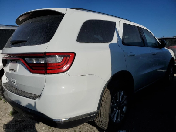 2024 Dodge Durango SXT with VIN 1C4RDJAG5RC115010, listed as a Copart auction lot 76638264 with 8,661 mi miles and Salvage Title. Bid and sale history available at carsss.com. Image 3.