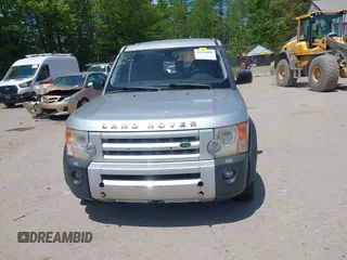 2005 Land Rover LR3 SE z VIN SALAA25475A300699, wystawiony jako IAAI lot #42312609 z przebiegiem 107 372 mil mil oraz . Historia ofert i sprzedaży dostępna na DreamBid. Obrazek 13.