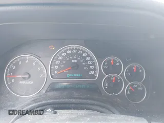 2005 GMC Envoy SLE z VIN 1GKDT13S252285747, wystawiony jako IAAI lot #42340642 z przebiegiem Nie podano mil oraz . Historia ofert i sprzedaży dostępna na DreamBid. Obrazek 7.