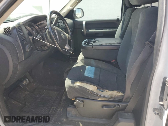 2008 Chevrolet Silverado 1500 LTZ with VIN 2GCEK19J381217642, listed as a Copart auction lot 55241235 with 503,321 mi miles and Clean Title. Bid and sale history available at DreamBid. Image 7.