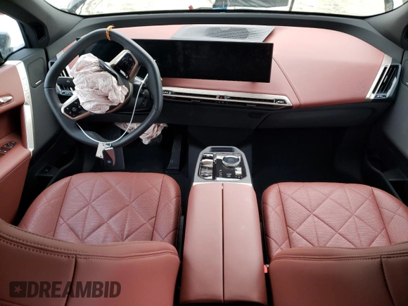 2022 BMW iX xDrive50 с VIN WB523CF0XNCJ77116, выставлен на аукционе Copart как лот 42071493 с пробегом 4 478 миль миль и . История ставок и продаж доступна на DreamBid. Изображение 8.