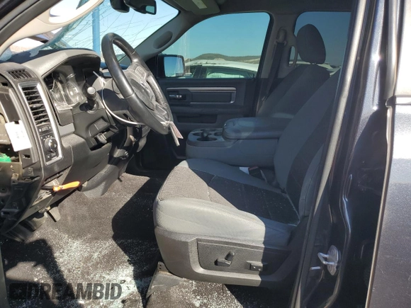 2017 Ram 1500 SLT z VIN 1C6RR6TT1HS730349, wystawiony jako Copart lot #46848385 z przebiegiem Nie podano mil oraz Szkoda całkowita • Salvage title. Historia ofert i sprzedaży dostępna na DreamBid. Obrazek 7.