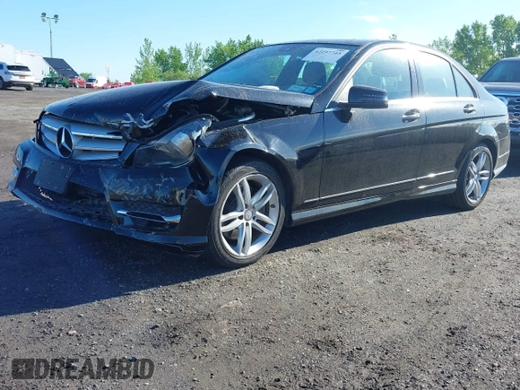 2013 Mercedes-Benz C 300 Sport with VIN WDDGF8AB5DG075257, listed as a IAAI auction lot 42197745 with 19,571 mi miles and . Bid and sale history available at carsss.com. Image 19.