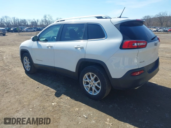 2015 Jeep Cherokee Latitude with VIN 1C4PJMCS8FW624375, listed as a IAAI auction lot 41848679 with 148,130 mi miles and . Bid and sale history available at DreamBid. Image 3.