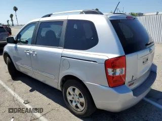 2009 Kia Sedona with VIN KNDMB133296299895, listed as a Copart auction lot 61930584 with 0 mi miles and Clean Title. Bid and sale history available at carsss.com. Image 2.