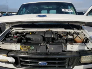 2004 Ford Econoline Cargo with VIN 1FTRE14W14HA39538, listed as a Copart auction lot 78675864 with 252,454 mi miles and Salvage Title. Bid and sale history available at carsss.com. Image 11.