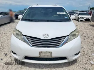 2013 Toyota Sienna XLE AAS with VIN 5TDYK3DC7DS317683, listed as a Copart auction lot 50976735 with 179,286 mi miles and Clean title. Bid and sale history available at DreamBid. Image 5.