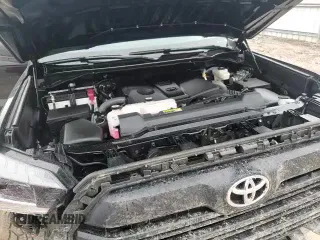 2022 Toyota Tundra SR with VIN 5TFKB5AB5NX019030, listed as a Copart auction lot 58558255 with 44,972 mi miles and Salvage title. Bid and sale history available at DreamBid. Image 13.