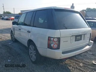 2010 Land Rover Range Rover HSE Lux z VIN SALMF1D48AA314650, wystawiony jako IAAI lot #42393293 z przebiegiem 183 430 mil mil oraz . Historia ofert i sprzedaży dostępna na DreamBid. Obrazek 3.