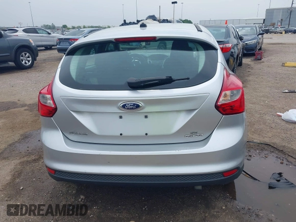 2013 Ford Focus SE with VIN 1FADP3K20DL279912, listed as a IAAI auction lot 41879460 with 189,782 mi miles. Bid and sale history available at carsss.com. Image 17.