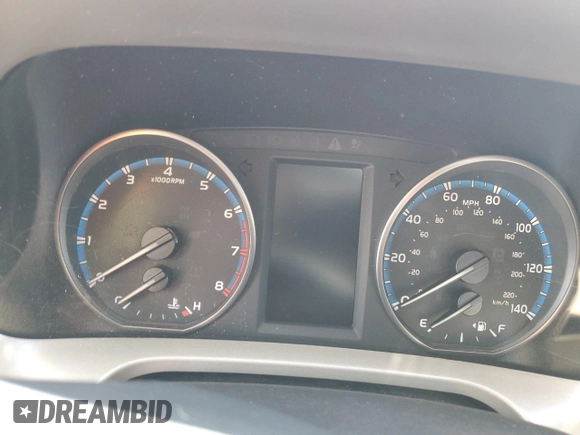2018 Toyota RAV4 XLE with VIN 2T3RFREV3JW780944, listed as a Copart auction lot 48251255 with Not Provided miles and Salvage Title. Bid and sale history available at DreamBid. Image 9.