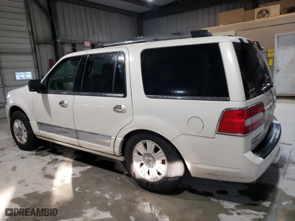 2007 Lincoln Navigator with VIN 5LMFU28567LJ00485, listed as a Copart auction lot 48729025 with 243,445 mi miles and Clean Title. Bid and sale history available at carsss.com. Image 2.