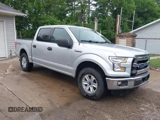 2015 Ford F-150 XLT z VIN 1FTEW1EG2FFA42949, wystawiony jako IAAI lot #42353392 z przebiegiem 204 365 mil mil oraz . Historia ofert i sprzedaży dostępna na DreamBid. Obrazek 1.