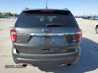 2019 Ford Explorer XLT z VIN 1FM5K8DH7KGA65271, wystawiony jako Copart lot #48999115 z przebiegiem 115 564 mil mil oraz Szkoda całkowita • Salvage title. Historia ofert i sprzedaży dostępna na DreamBid. Obrazek 6.