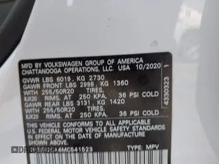 2021 Volkswagen Atlas SEL with VIN 1V2BR2CA4MC541523, listed as a IAAI auction lot 42326498 with 84,090 mi miles and . Bid and sale history available at DreamBid. Image 9.