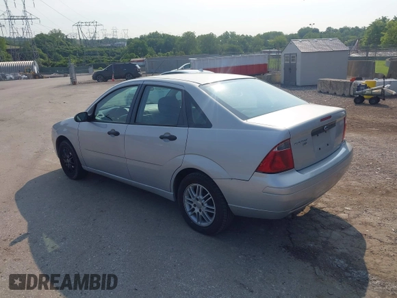 2007 Ford Focus S with VIN 1FAFP34NX7W265017, listed as a IAAI auction lot 42415556 with 71,840 mi miles and . Bid and sale history available at DreamBid. Image 3.
