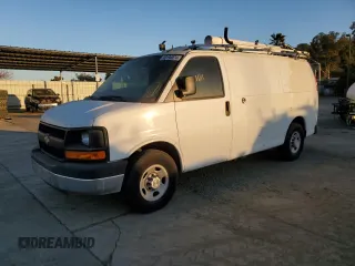 2014 Chevrolet Express Cargo z VIN 1GCWGFCB0E1122350, wystawiony jako Copart lot #58278045 z przebiegiem 99 593 mil mil oraz Czysty tytuł • Clean title. Historia ofert i sprzedaży dostępna na DreamBid. Obrazek 1.
