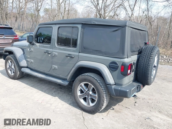 2018 Jeep Wrangler Unlimited Sahara z VIN 1C4HJXEN8JW329816, wystawiony jako IAAI lot #42055851 z przebiegiem 70 298 mil mil oraz . Historia ofert i sprzedaży dostępna na DreamBid. Obrazek 3.