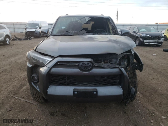 2022 Toyota 4Runner SR5 with VIN JTEEU5JR8N5273276, listed as a Copart auction lot 69159112 with 0 mi miles and Salvage Title. Bid and sale history available at carsss.com. Image 5.