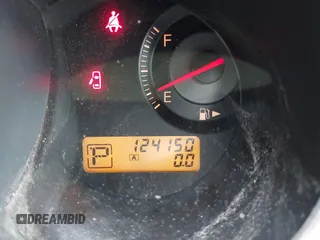 2009 Nissan Versa S z VIN 3N1BC13E19L412413, wystawiony jako IAAI lot #42129392 z przebiegiem 124 150 mil mil oraz . Historia ofert i sprzedaży dostępna na DreamBid. Obrazek 15.