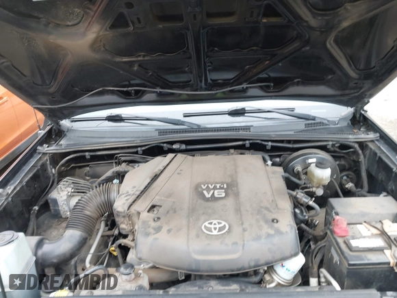 2011 Toyota Tacoma with VIN 3TMLU4EN1BM070300, listed as a IAAI auction lot 41710119 with 199,099 mi miles and . Bid and sale history available at DreamBid. Image 10.