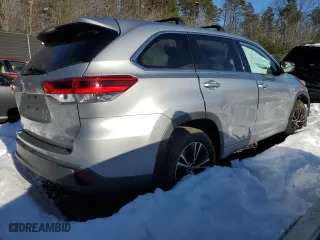 2018 Toyota Highlander LE with VIN 5TDBZRFH3JS860506, listed as a Copart auction lot 87349234 with 56,242 mi miles and Salvage Title. Bid and sale history available at carsss.com. Image 3.