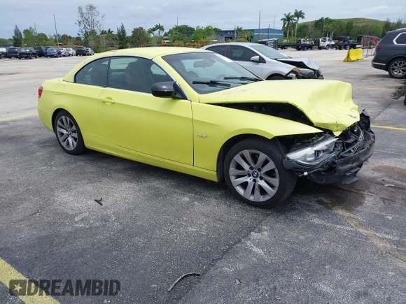 2013 BMW 3 Series 328i z VIN WBADW7C58DE731782, wystawiony jako IAAI lot #42234774 z przebiegiem 126 967 mil mil oraz . Historia ofert i sprzedaży dostępna na DreamBid. Obrazek 1.