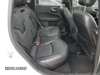 2020 Jeep Compass High Altitude z VIN 3C4NJDCB2LT173758, wystawiony jako Copart lot #50141975 z przebiegiem 52 408 mil mil oraz Szkoda całkowita • Salvage title. Historia ofert i sprzedaży dostępna na DreamBid. Obrazek 11.