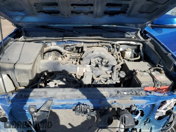 2017 Toyota Tacoma SR5 z VIN 5TFCZ5AN0HX116148, wystawiony jako Copart lot #52938035 z przebiegiem 111 284 mil mil oraz Szkoda całkowita • Salvage title. Historia ofert i sprzedaży dostępna na DreamBid. Obrazek 11.