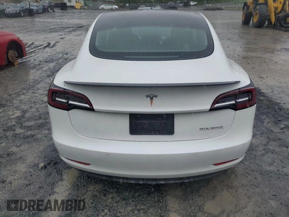 2020 Tesla Model 3 Performance z VIN 5YJ3E1EC9LF784594, wystawiony jako Copart lot #56179955 z przebiegiem 97 419 mil mil oraz Szkoda całkowita • Salvage title. Historia ofert i sprzedaży dostępna na DreamBid. Obrazek 6.