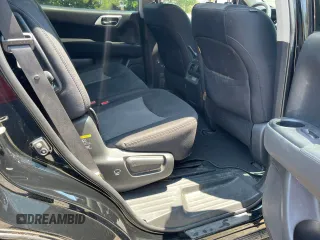 2017 Nissan Pathfinder SV z VIN 5N1DR2MN7HC694474, wystawiony jako Copart lot #59940715 z przebiegiem 136 706 mil mil oraz Czysty tytuł • Clean title. Historia ofert i sprzedaży dostępna na DreamBid. Obrazek 6.