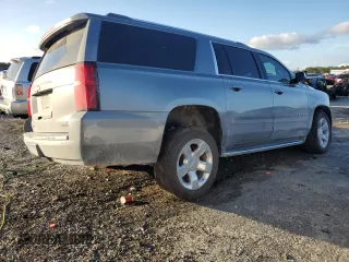 2020 Chevrolet Suburban Premier z VIN 1GNSCJKC5LR163330, wystawiony jako Copart lot #85289904 z przebiegiem 83 448 mil mil oraz Szkoda całkowita • Salvage title. Historia ofert i sprzedaży dostępna na DreamBid. Obrazek 3.