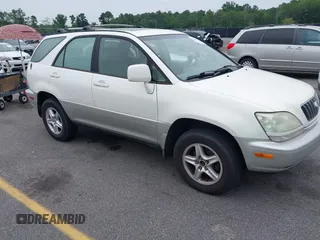 2001 Lexus RX 300 z VIN JTJHF10U610178780, wystawiony jako IAAI lot #42426693 z przebiegiem 251 644 mil mil oraz . Historia ofert i sprzedaży dostępna na DreamBid. Obrazek 1.