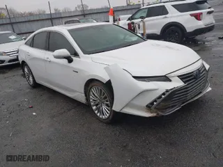 2020 Toyota Avalon Hybrid Limited with VIN 4T1C21FB9LU016373, listed as a IAAI auction lot 41536148 with 104,675 mi miles. Bid and sale history available at carsss.com. Image 1.