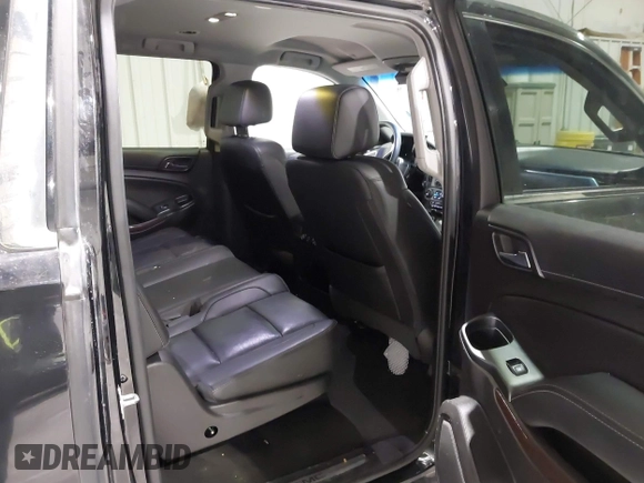 2018 GMC Yukon XL SLT with VIN 1GKS2GKC5JR346324, listed as a IAAI auction lot 41580164 with 123,640 mi miles. Bid and sale history available at carsss.com. Image 8.