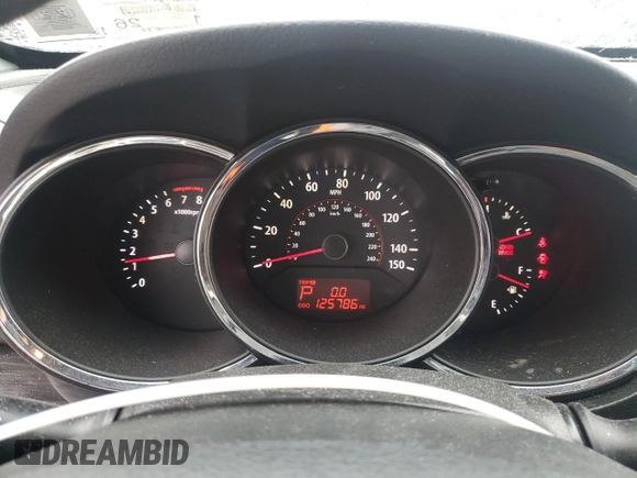 2011 Kia Sorento LX with VIN 5XYKTCA13BG168687, listed as a Copart auction lot 49266065 with 125,786 mi miles and Salvage Title. Bid and sale history available at DreamBid. Image 9.