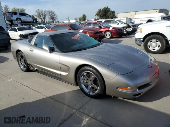 2001 Chevrolet Corvette with VIN 1G1YY22G015111856, listed as a Copart auction lot 48437635 with 118,603 mi miles and Clean Title. Bid and sale history available at carsss.com. Image 4.