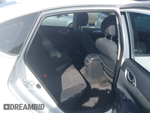 2015 Nissan Sentra S with VIN 3N1AB7AP2FY250621, listed as a IAAI auction lot 41864359 with 132,577 mi miles. Bid and sale history available at carsss.com. Image 8.