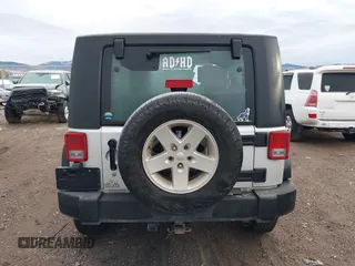 2008 Jeep Wrangler X with VIN 1J4FA24168L639817, listed as a IAAI auction lot 41142546 with 147,501 mi miles and . Bid and sale history available at DreamBid. Image 17.