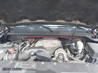 2008 Chevrolet Silverado 1500 LT w/1LT with VIN 2GCEC19J381213233, listed as a IAAI auction lot 41742515 with 241,275 mi miles. Bid and sale history available at carsss.com. Image 10.