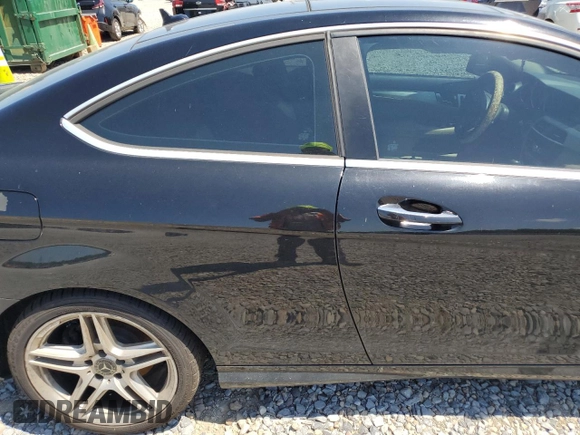 2013 Mercedes-Benz C 250 with VIN WDDGJ4HB2DG059854, listed as a Copart auction lot 61996345 with 109,119 mi miles and Clean title. Bid and sale history available at DreamBid. Image 10.