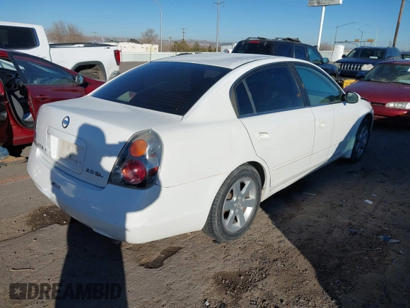 2002 Nissan Altima S with VIN 1N4AL11E22C269085, listed as a IAAI auction lot 41454883 with 236,297 mi miles. Bid and sale history available at carsss.com. Image 4.