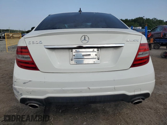2013 Mercedes-Benz C 300 Sport with VIN WDDGF8AB5DR264091, listed as a Copart auction lot 65588205 with 69,876 mi miles and Salvage title. Bid and sale history available at DreamBid. Image 6.